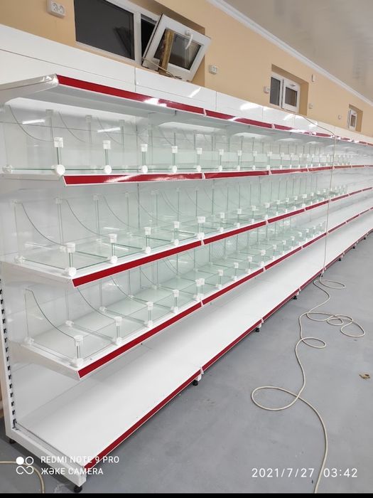 Стеллаж металлические полки для магазина витрины прилавки конфетницы