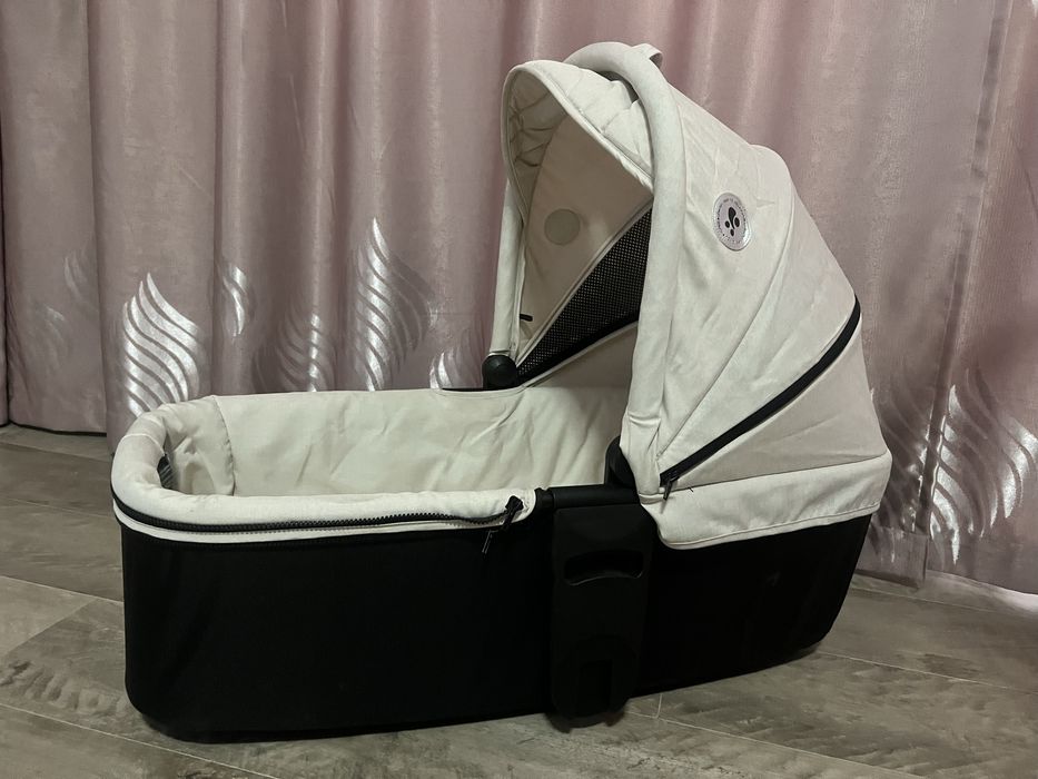 Se vinde carut 3 in 1