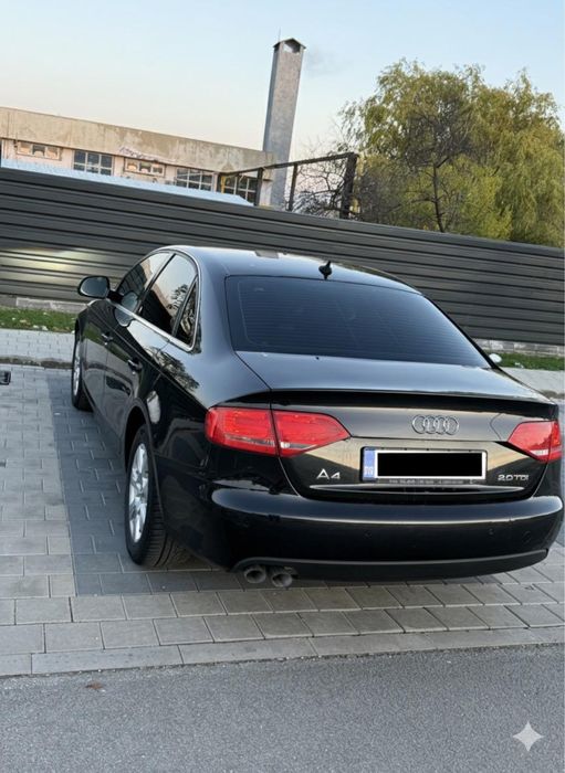 Vand Audi A4 B8 anul 2009