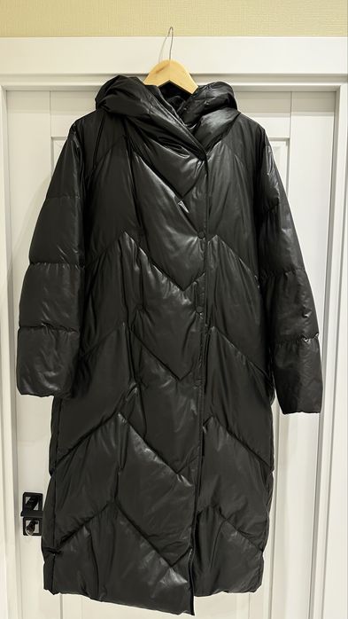 Продается пуховик от Massimo Dutti