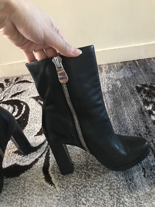 Продам ботильоны в идеальном состоянии