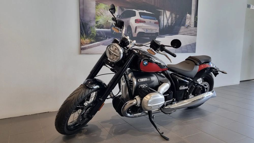 BMW R1850R BMW R18 Fishtail