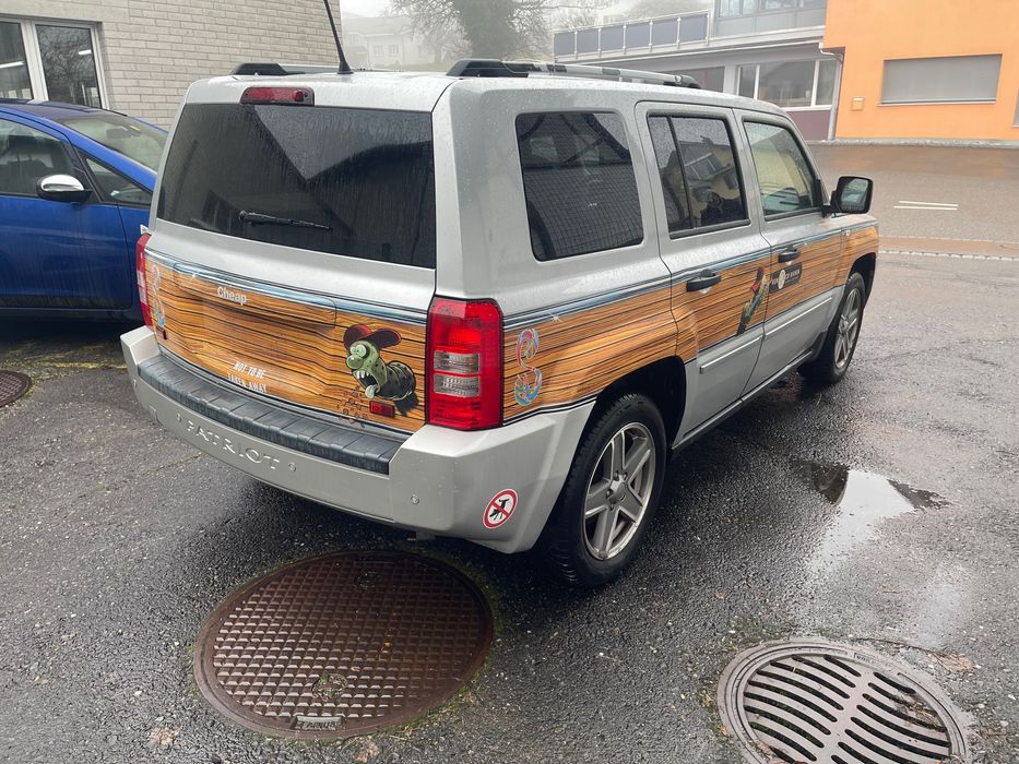 Продавам Jeep patriot от Швейцария
