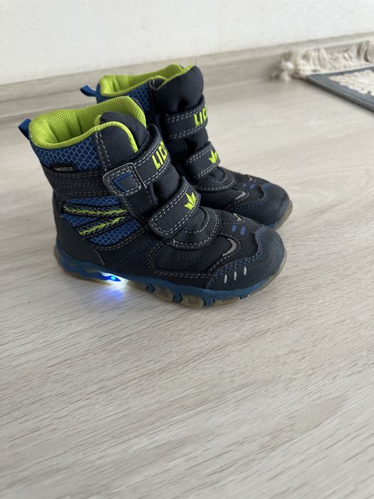 Продам детские осенние сапожки, европейский бренд Lico. Размер 27