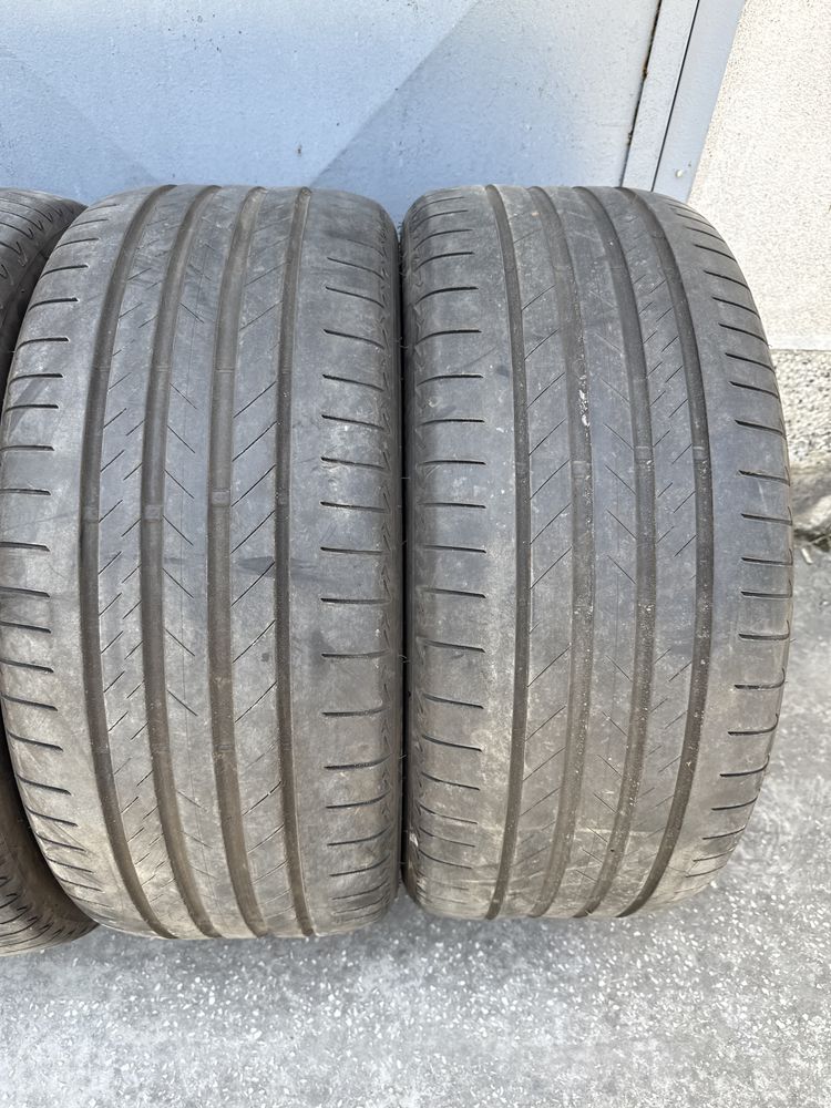 Гуми втора употреба 275.40.22 4 бр BRIDGESTONE   В много добро състоян