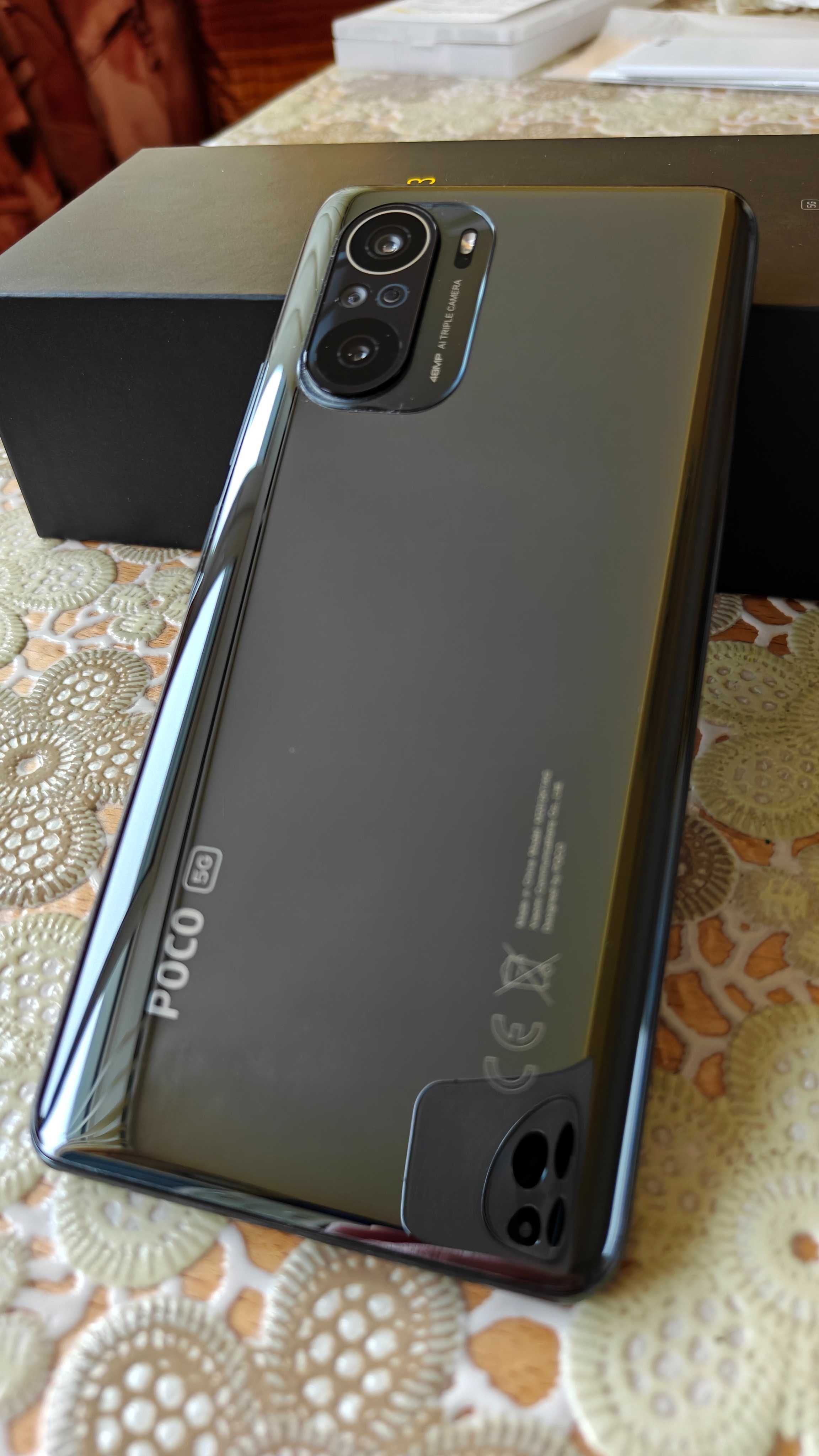 Телефон Poco F3 - 6/128 GB