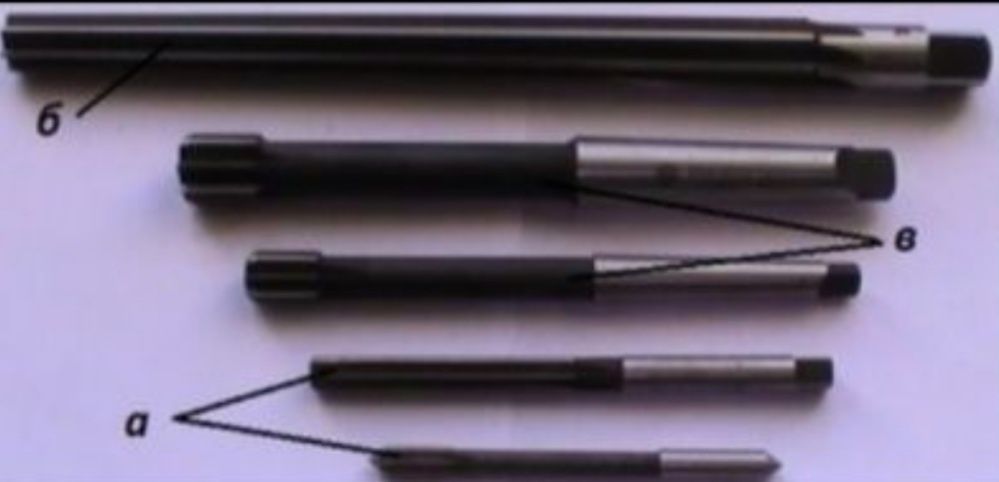 Развёртки,фрезы по металлу.Индикаторы ИЧ 0-2 мм.