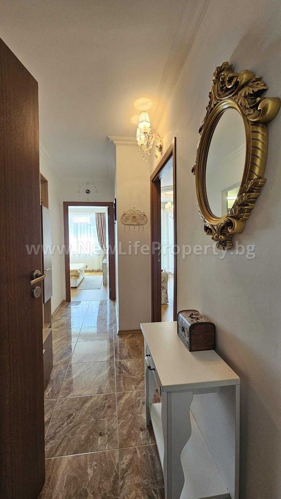 Продава се Двустаен апартамент в к.к. Слънчев бряг - 62 кв.м за 1500 €/кв.м - Снимка #2