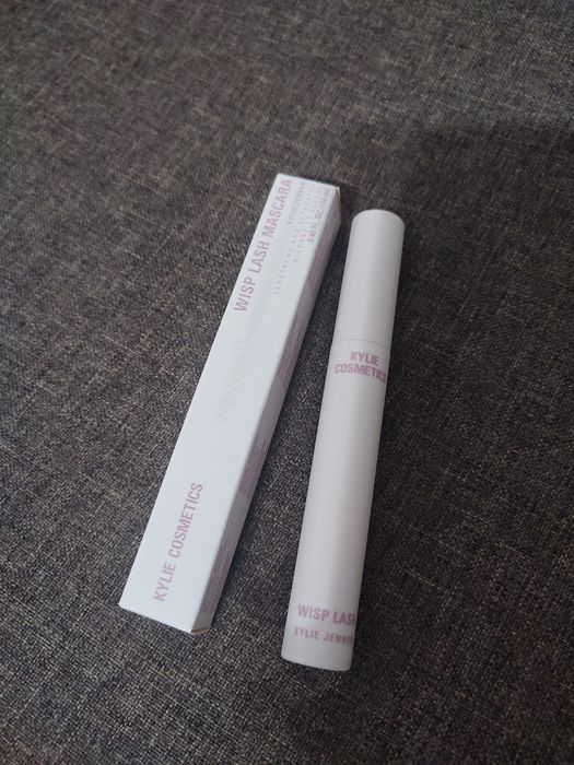 Kylie Cosmetics - Спирала за мигли на Kylie Jenner