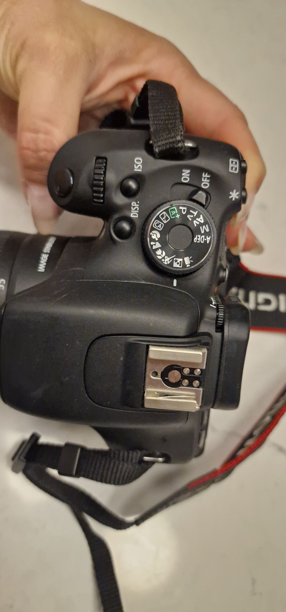 Фотоапарат CANON EOS 600D
