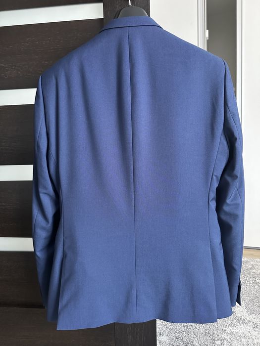 Vand 2 Costume barbati Expresiv