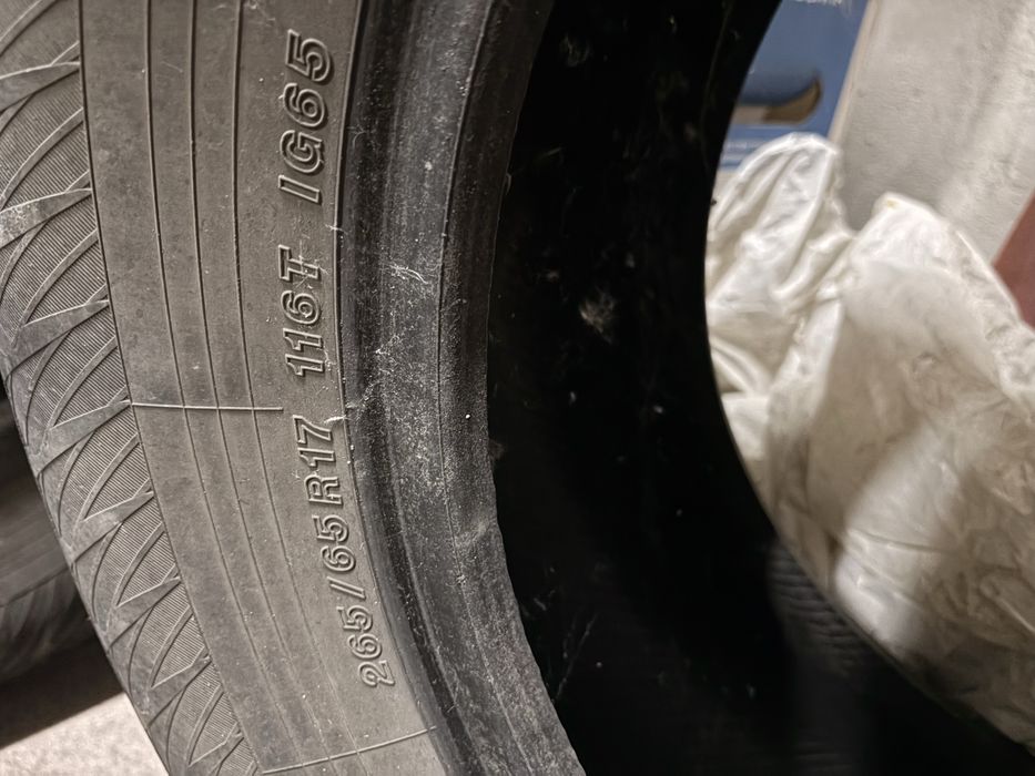 Зимняя резина 265/65 R17, шипы, б/у. Полный комплект 4 шт