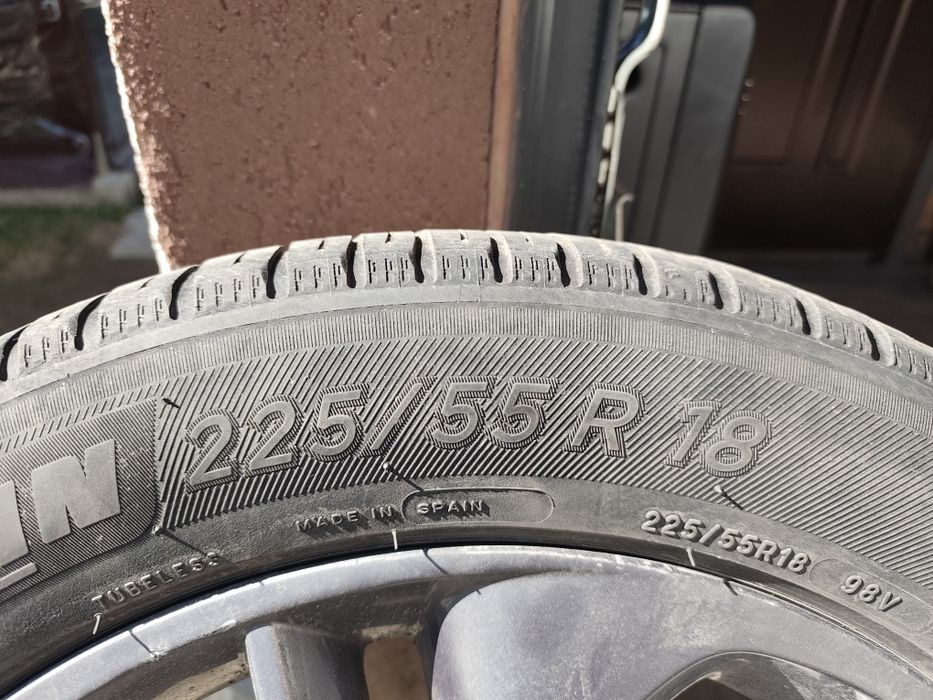 Anvelope Michelin Iarna 225 55 R18