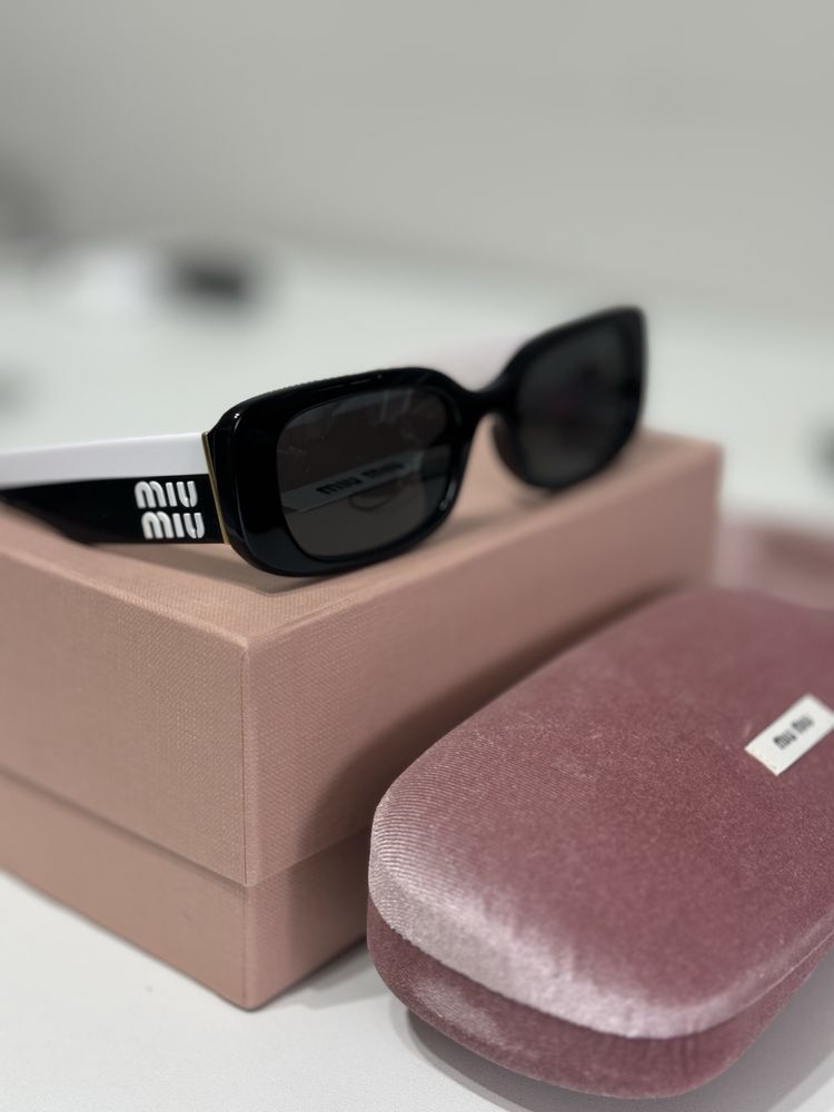 Солнцезащитные очки от miu miu (оригинал)