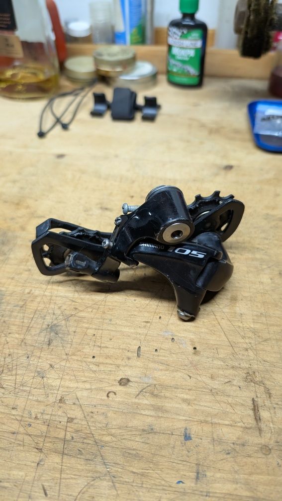 Заден дерайльор Shimano 105 medium