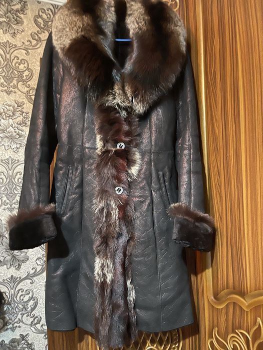 Дубленка натуральная с натуральных мехом