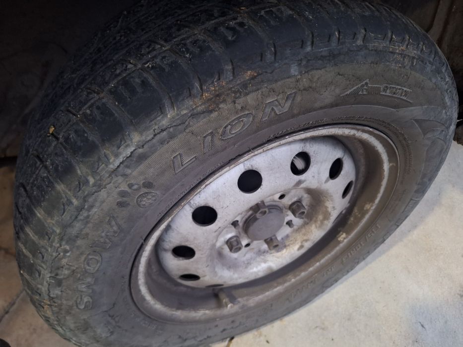 Продаётся Диски и Шины R13