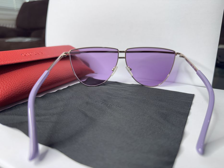 Очила GUESS GU7852