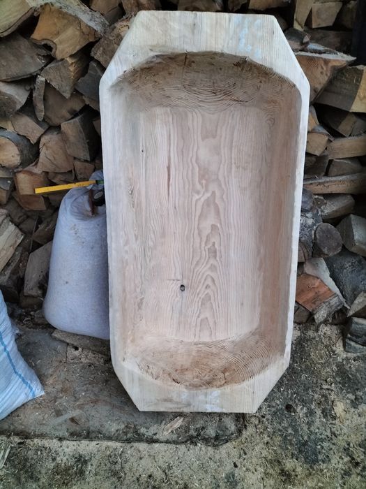 Vând covată din lemn