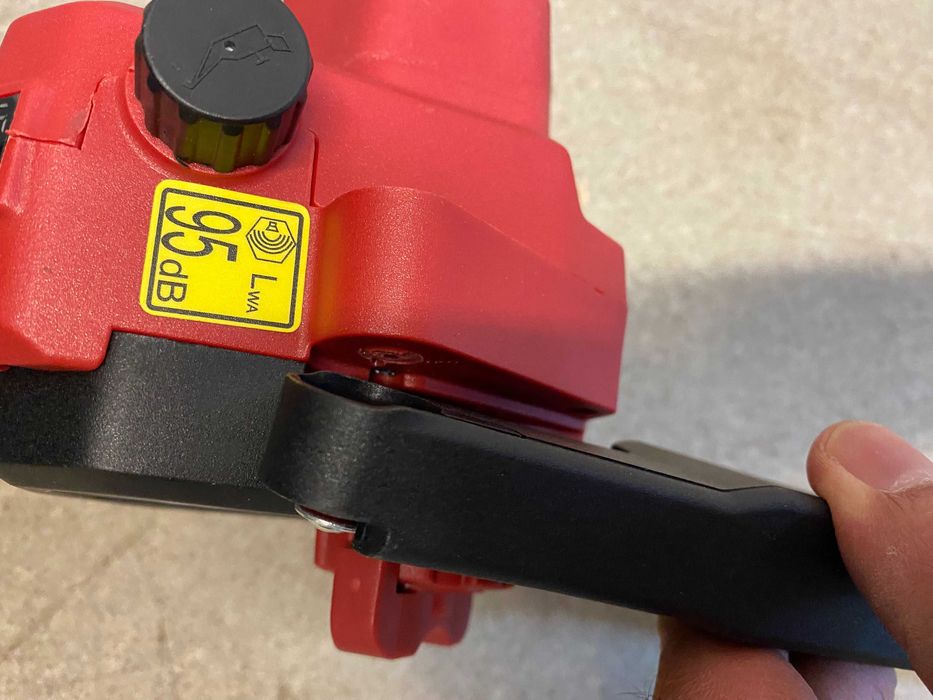 075718	R20 Ножица овощаро-лозарска 30mm 1x2Ah RDP-SPSH20