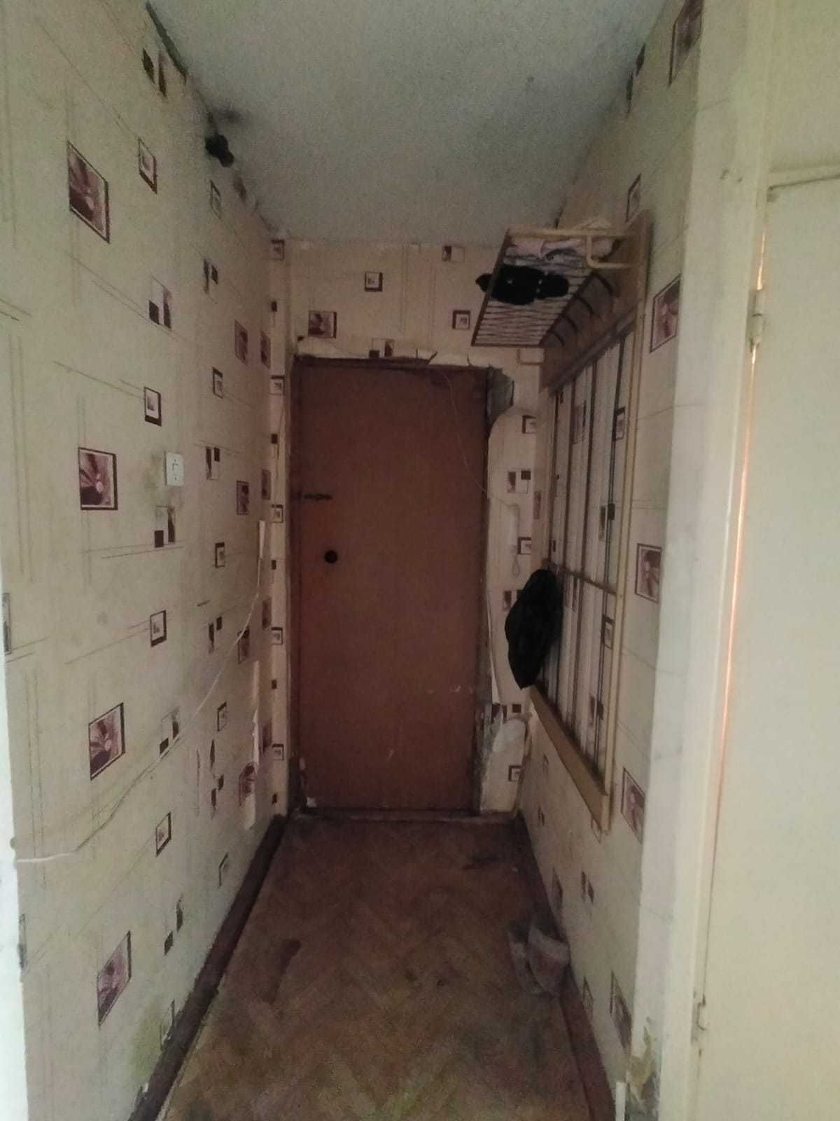 2 ком. кв,  2 этаж, помогу с ипотекой в любом банке. Торг