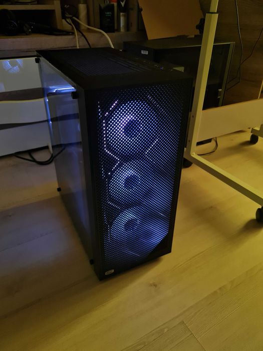 Calculator | PC Gaming cu Garantie | Ryzen 7 32gb ram rtx 3060 12GB