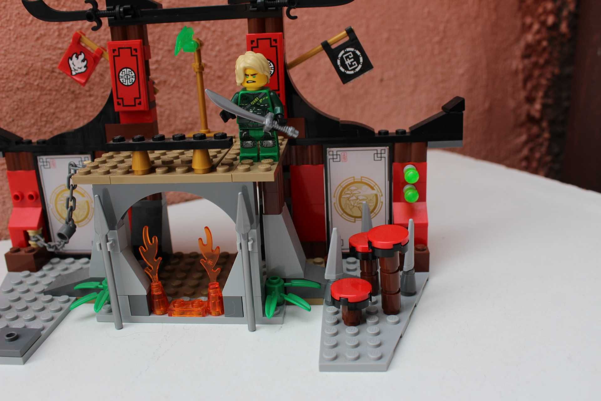 LEGO Ninajgo, DOJO SHOWDOWN, 70756