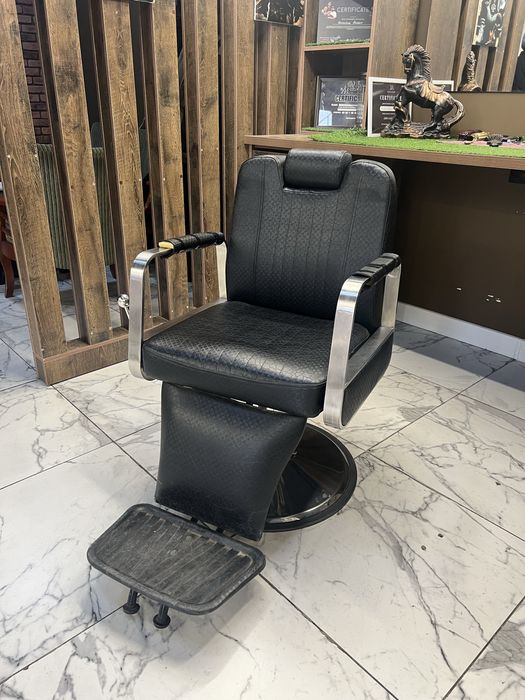 Продаются кресла для барбершопа