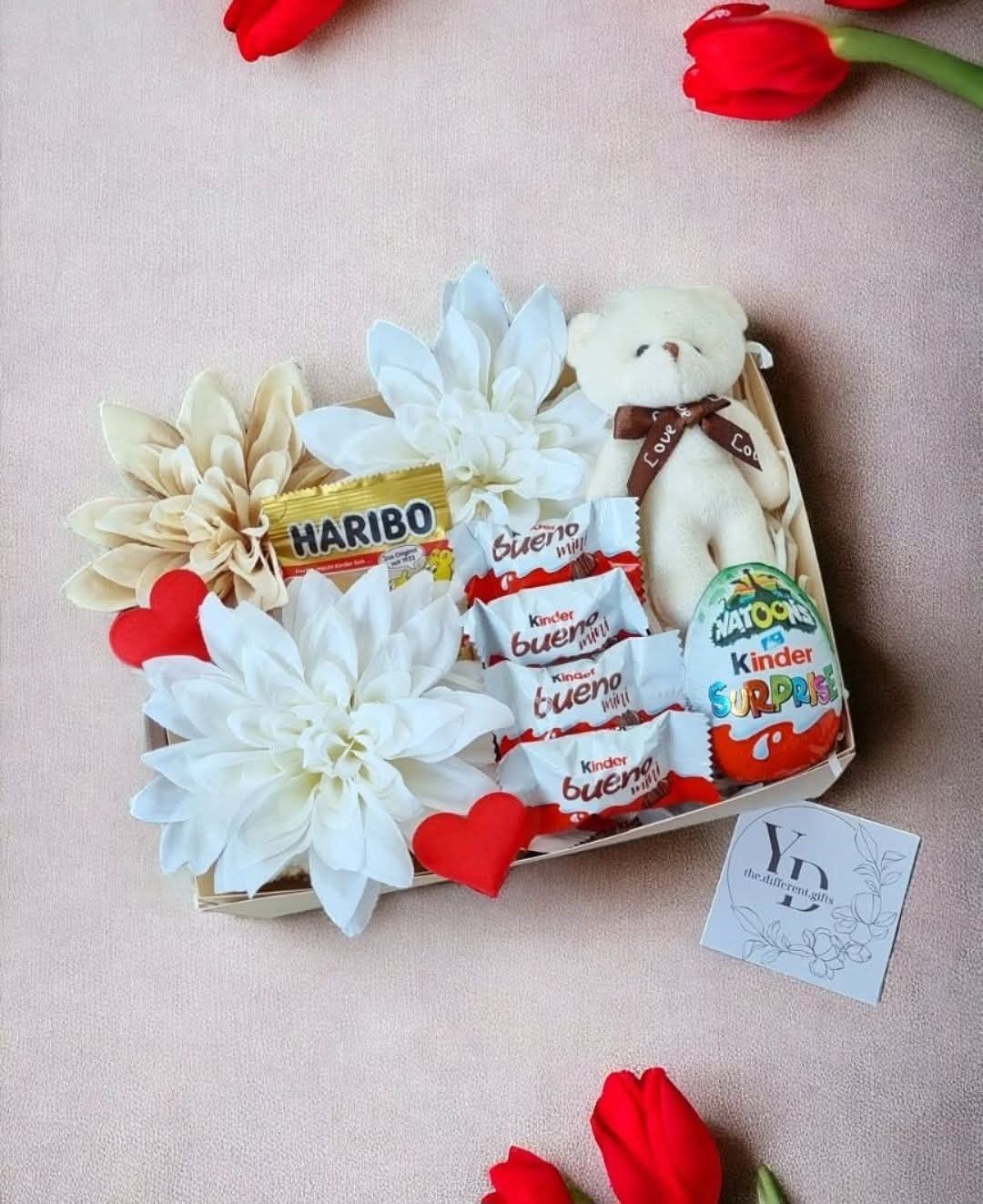 Картонени кутии с прозрачен капак