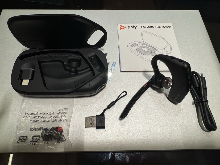 Poly / Plantronics Voyager Legend 50-М UC - Безжична слушалка + кейс