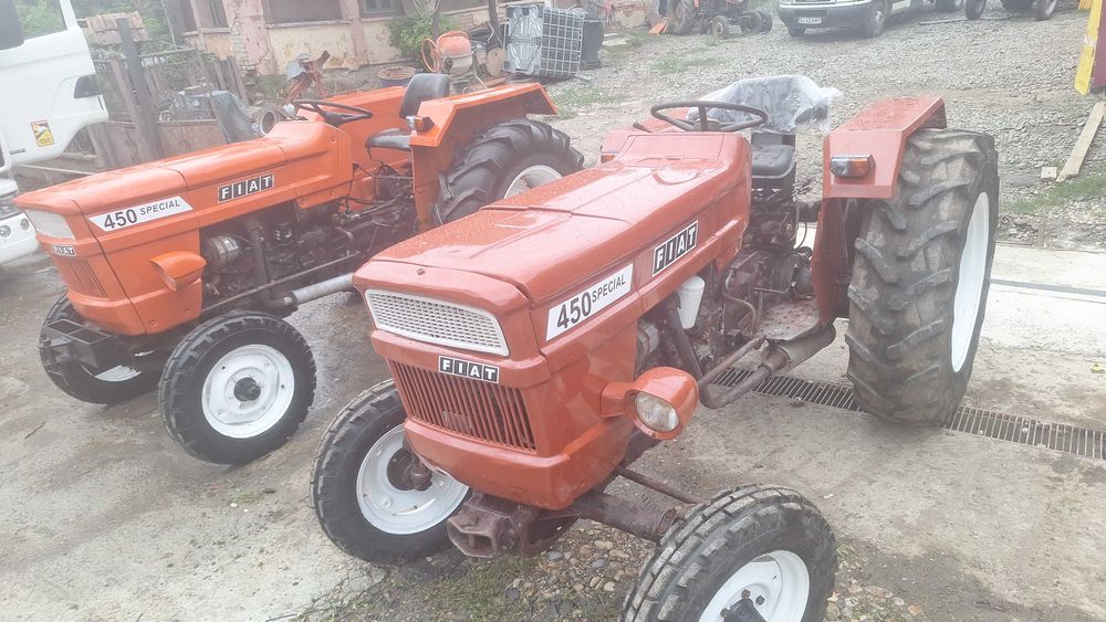 Vand tractoare fiat diferite modele