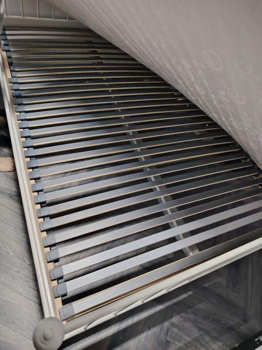 Pat dormitor 140x200