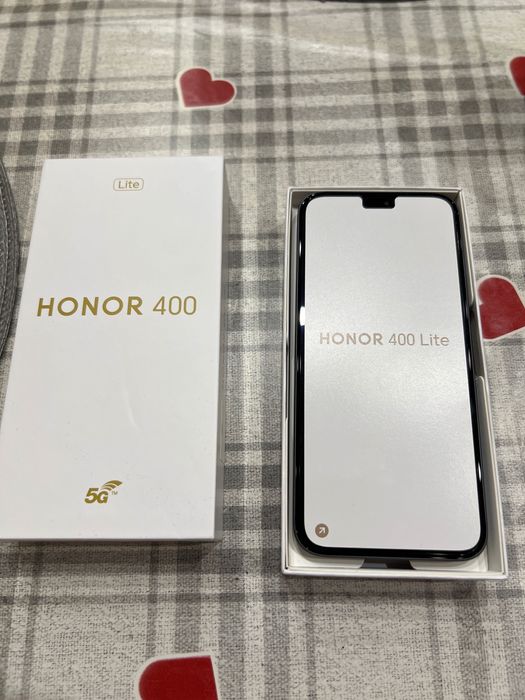 Honor 400 Lite 5G, 256GB spatiu de stocare, 8GB RAM