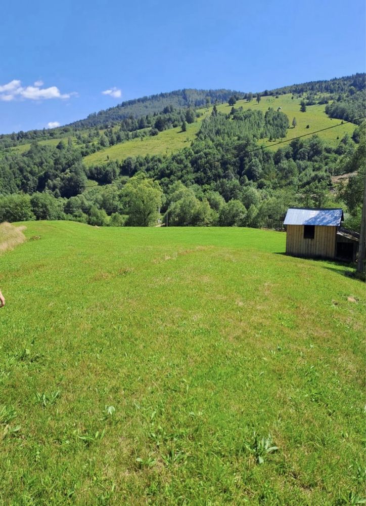 Vand teren in zona Salatruc - Langa Pensiunea Lidana,