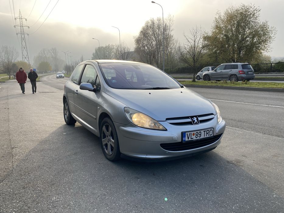 Peugeot 307 2.0 diesel an 2004 Climatromic Diesel consum foarte mic