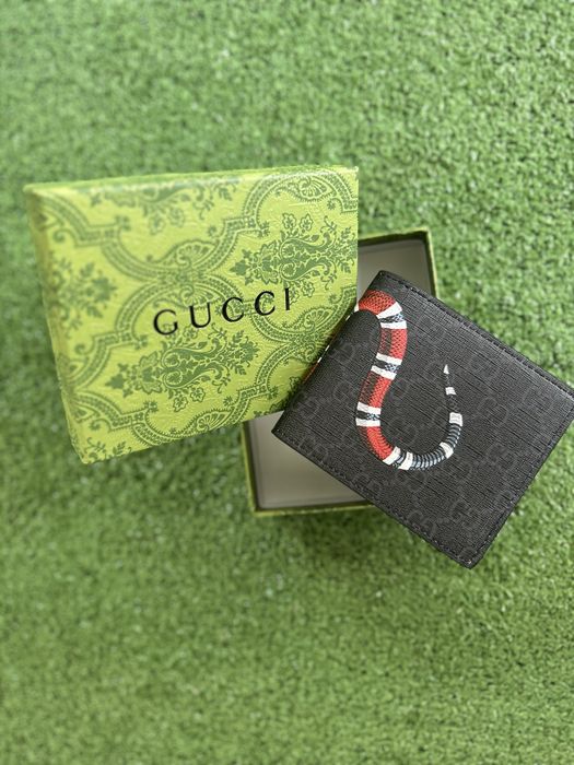 Топ Gucci портфйел