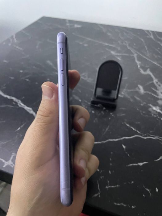 iPhone 11 64GB ideal