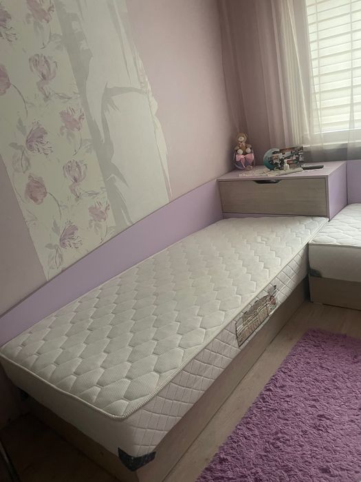 Ъглови легла /без матраци/ и бюро в цвят сонома и лилав