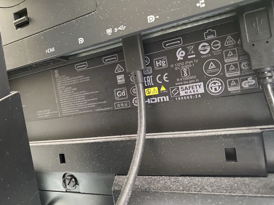 Monitor Lenovo Profesional P24h-20 24” QHD cu USB-C (video)