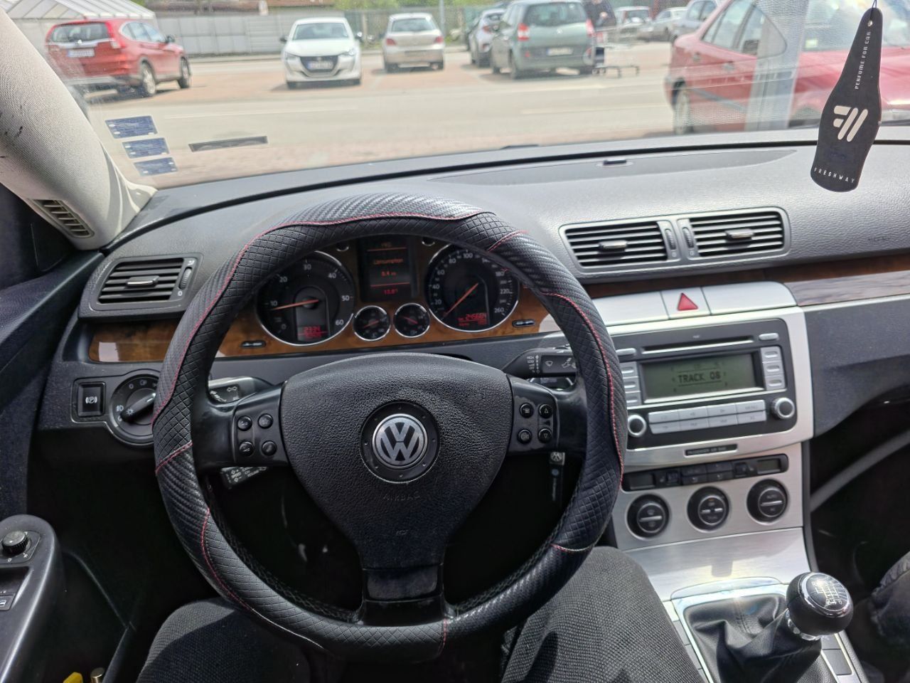 Volkswagen Passat B6/2.0TDI HIGHLINE
Седан, Употребяван, София
Година: