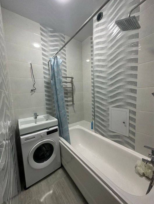 Метро Новза (Хамза) 2/7/10 новостройка еврремонт с меб техника