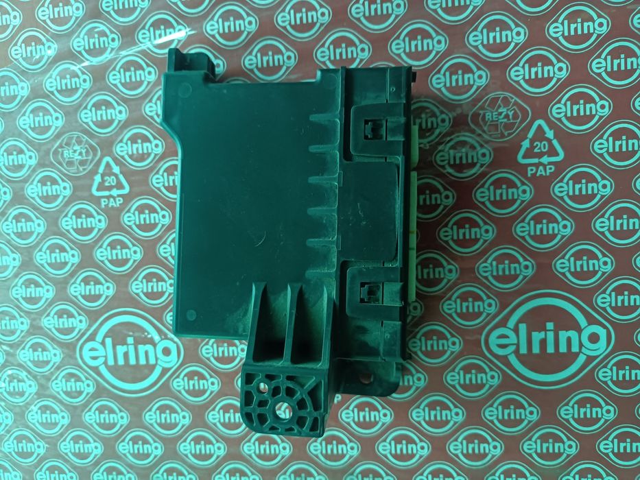 Modul calculator clima Toyota Yaris 1.5 hibrid 2014