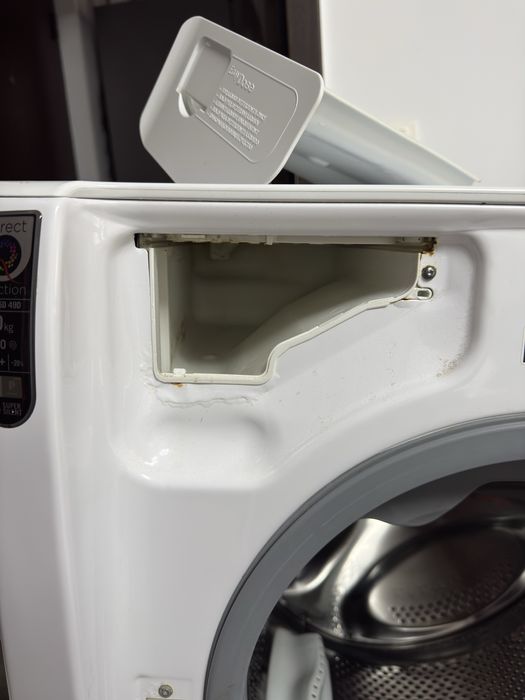 Masina de spalat rufe Hotpoint Aqualtis