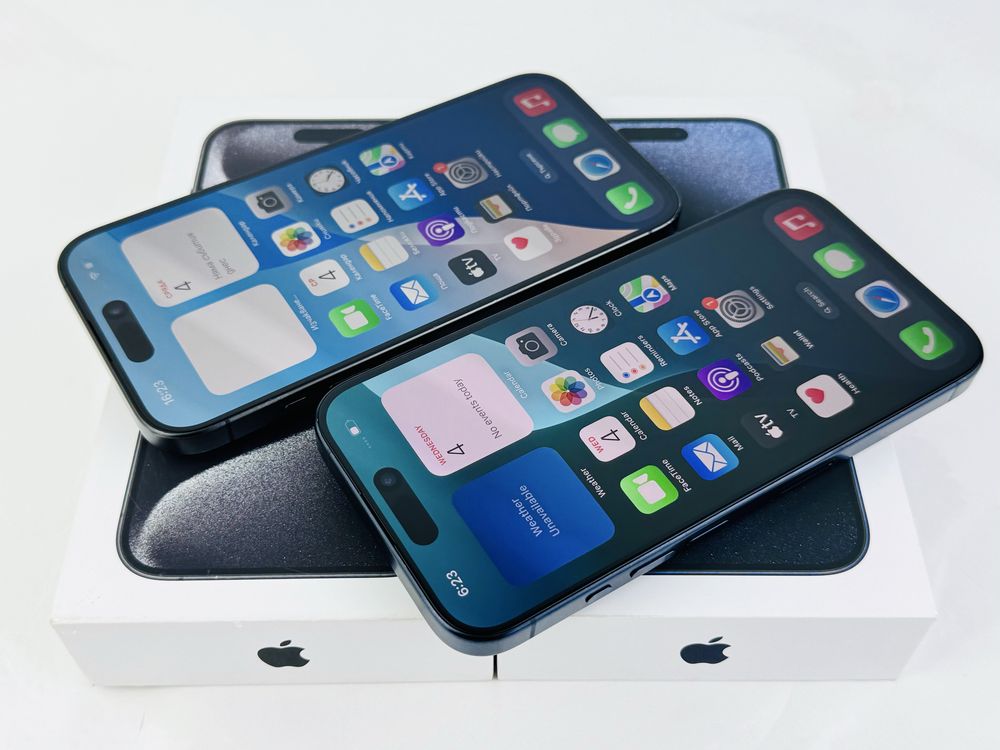 Apple iPhone 15 Pro 256GB Black / Blue Titanium Перфектен! Гаранция!
