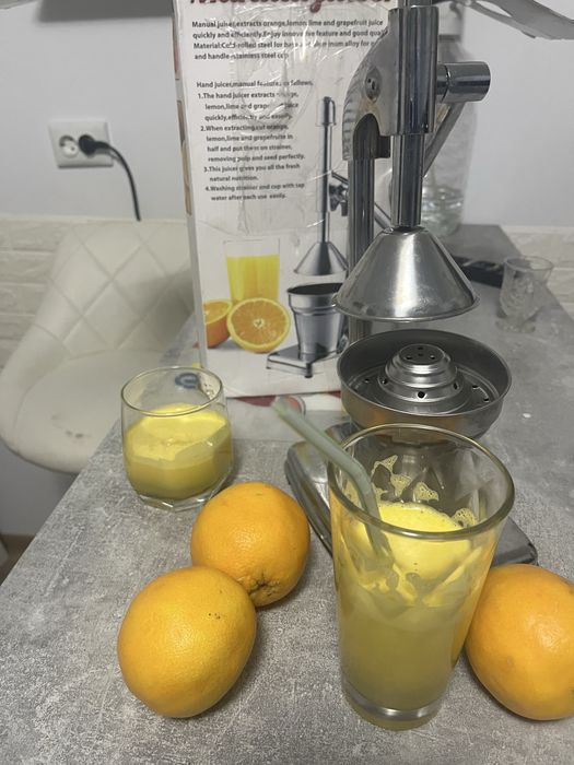 Storcator fructe portocolale grefe