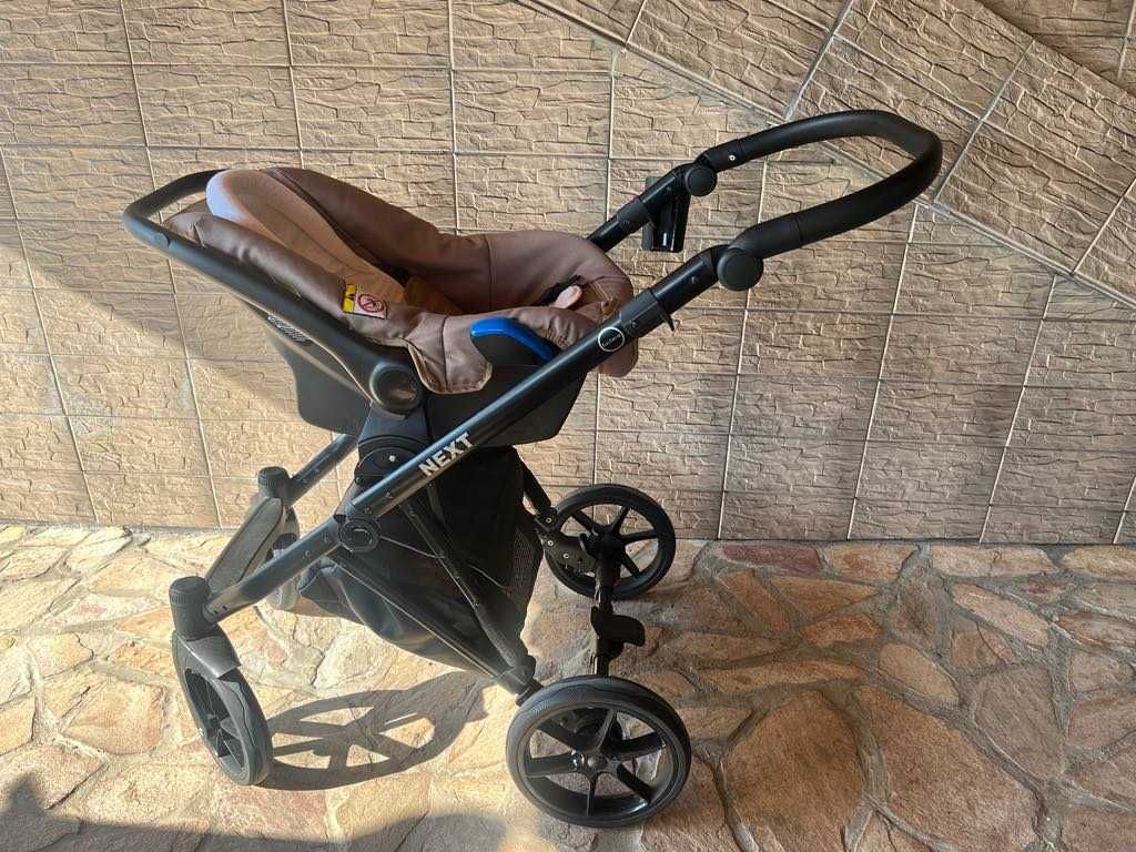 Продавам бебешка количка Fintera NEXT 3 В 1 

Комплектът съдържа 3коша