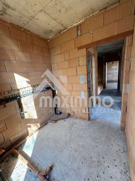 Продава се Къща в Варна, Владислав Варненчик - 144 кв.м за 1785 €/кв.м - Снимка #12