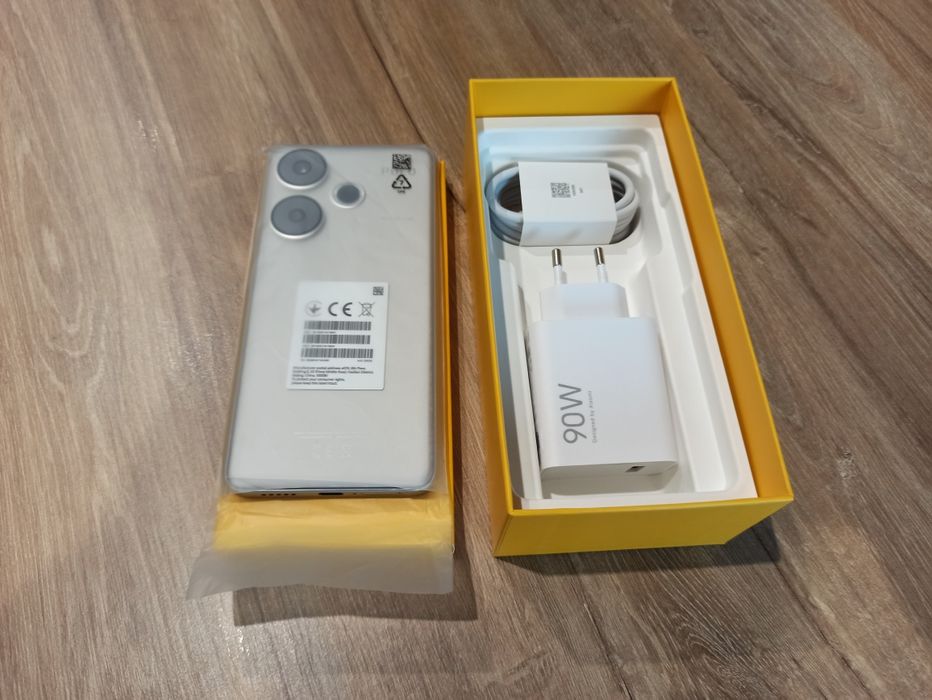 POCO F6 Titanium, 8GB RAM 256 GB ROM