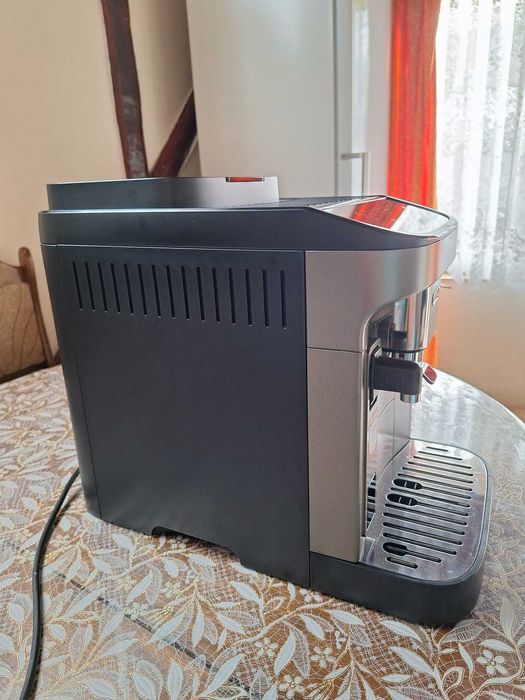 DeLonghi Magnifica EVO