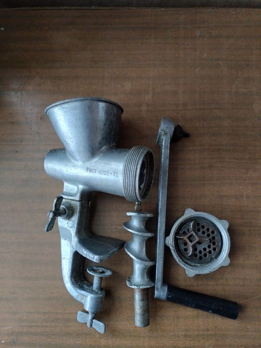 Продам мясорубку ручная, в хорошем состоянии